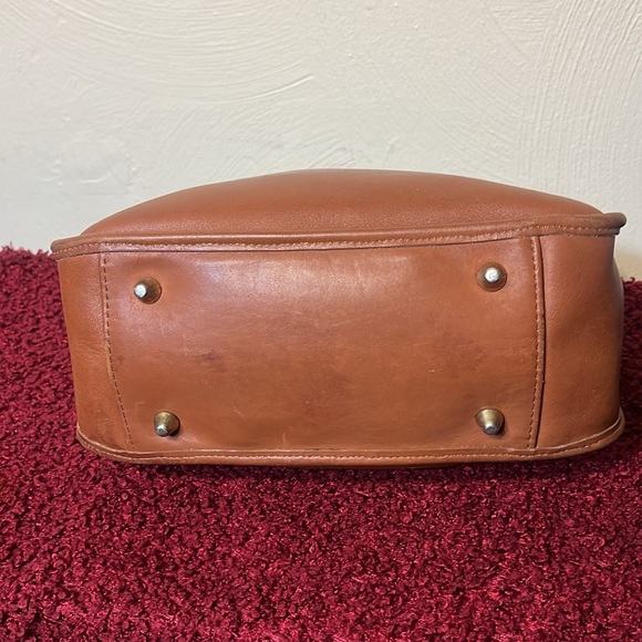 Vintage Coach Legacy Bag - Picture 6 of 17